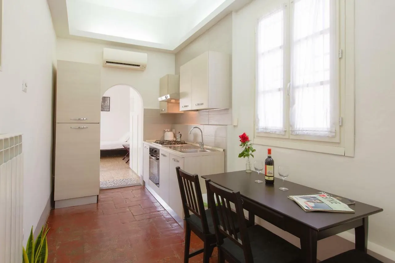 Apartment Appartamento San Pierino Florence Italy